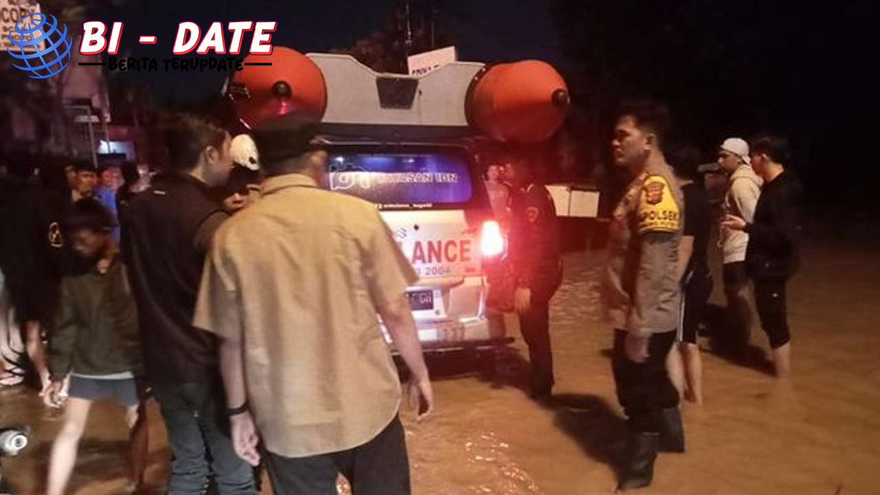 Momen Polres Bogor: Evakuasi Korban Banjir dan Bantu Logistik!